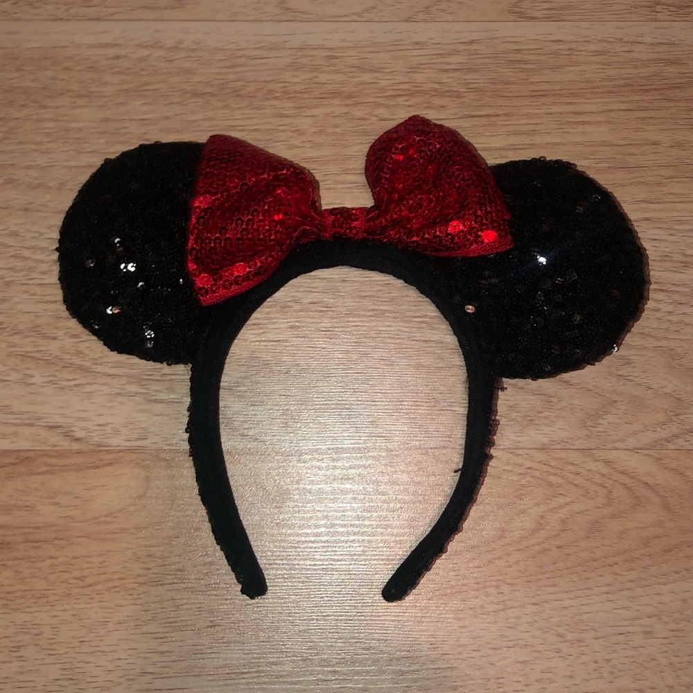 Minnie Mouse Ears